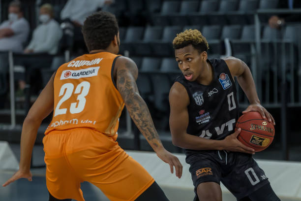 心球员的状 心球员的状