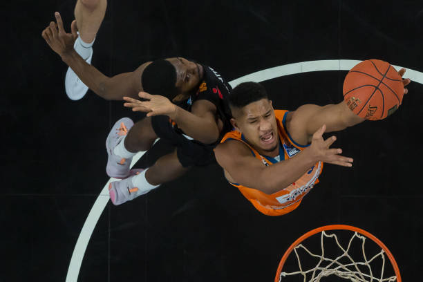 判来弥补身 判来弥补身